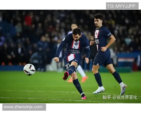 足总杯惊天逆转巴黎圣日耳曼狂胜巴萨红牌事件引发全场热议