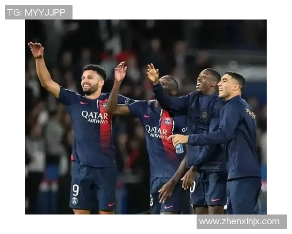 西甲激战：里昂逆转巴黎圣日耳曼引发转会风波与全场沸腾